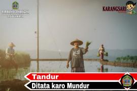 TANDUR, DITATA KARO MUNDUR